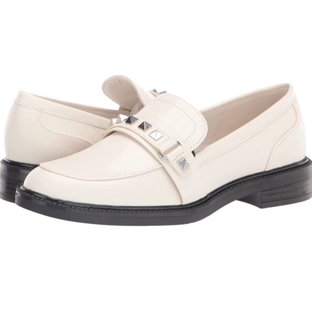 Marc Fisher White Cancia 2 Silver Studded Detail Slip On Women’s Loafers Size 9